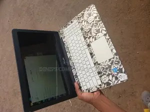 Laptop Asus E406SA 4GB Intel Core I7 HDD+SSD 500GB