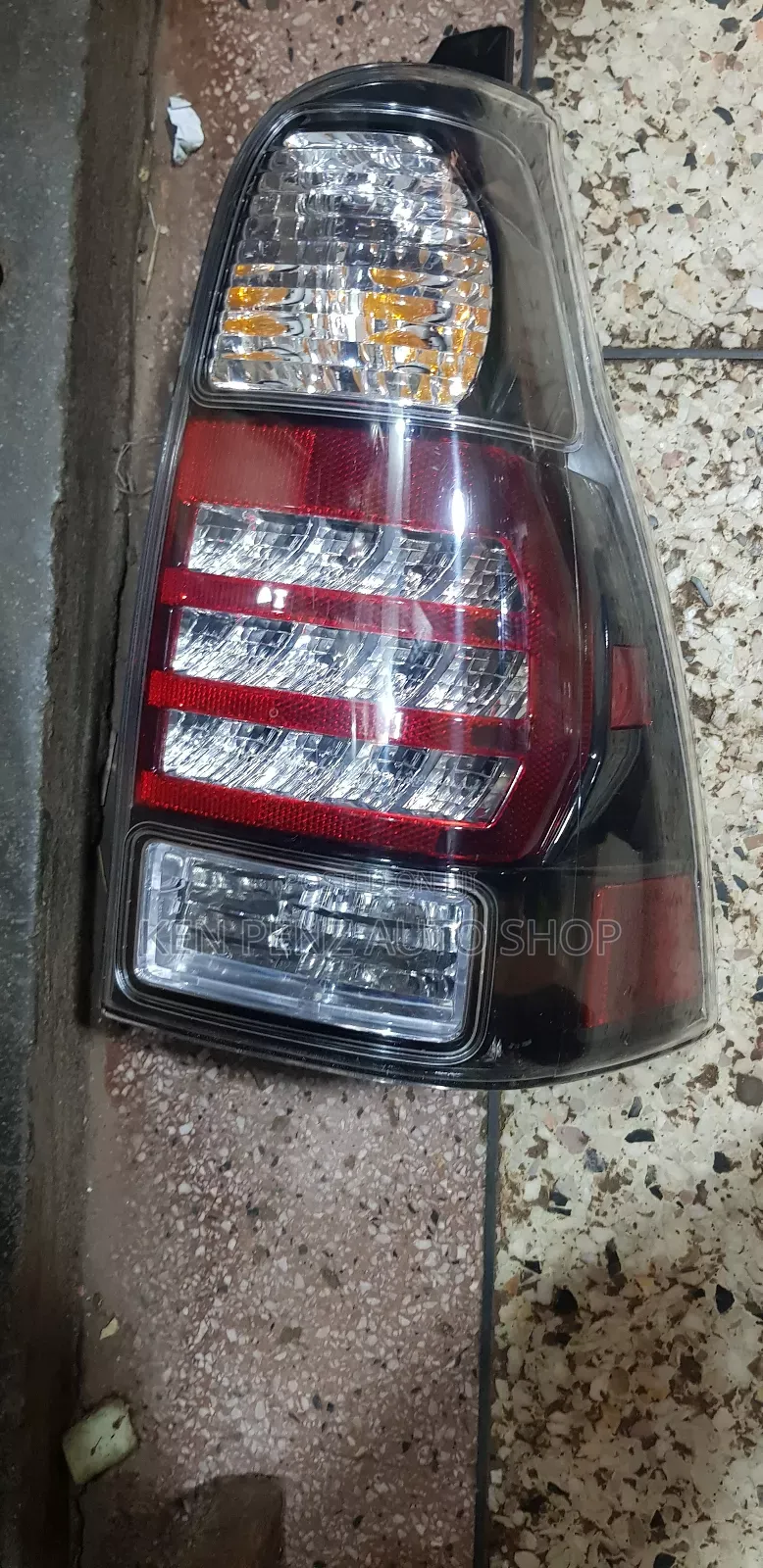 Taillamps for Hillux Surf / Toyota 4 Runner (Depo)