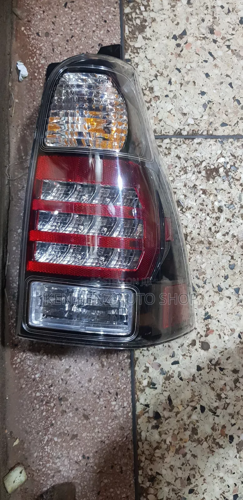 Taillamps for Hillux Surf / Toyota 4 Runner (Depo)