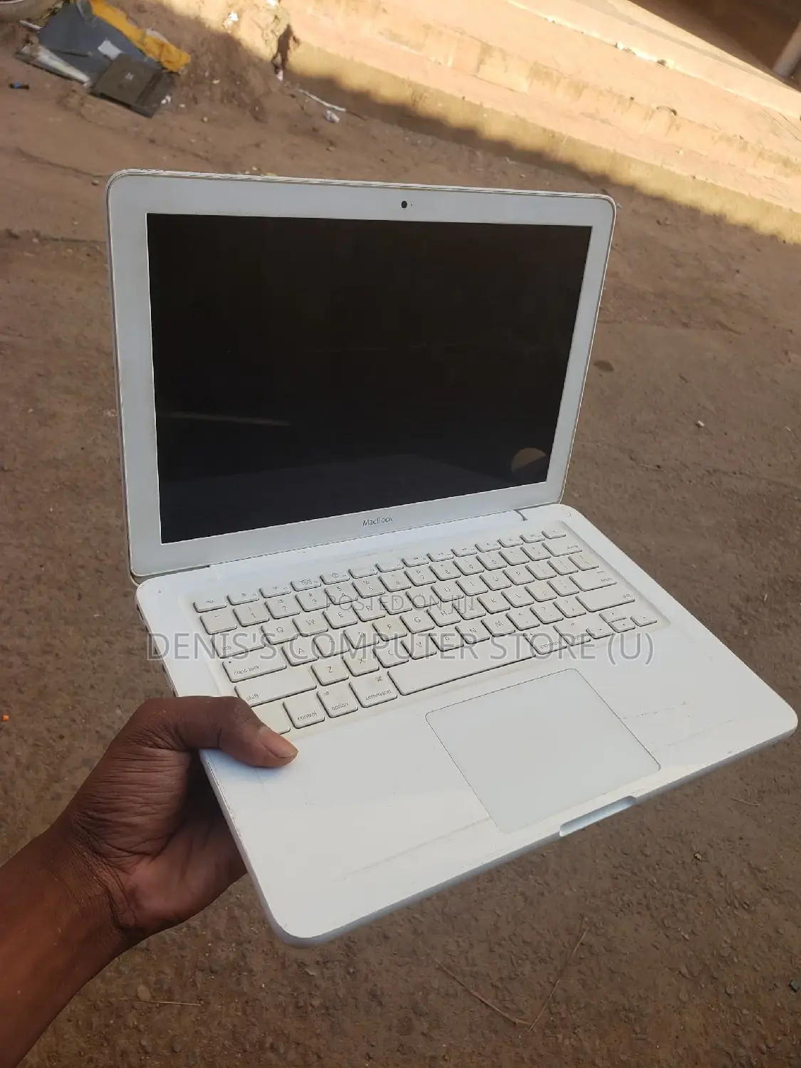 Laptop Apple MacBook 4GB Intel Core I3 SSD 320GB