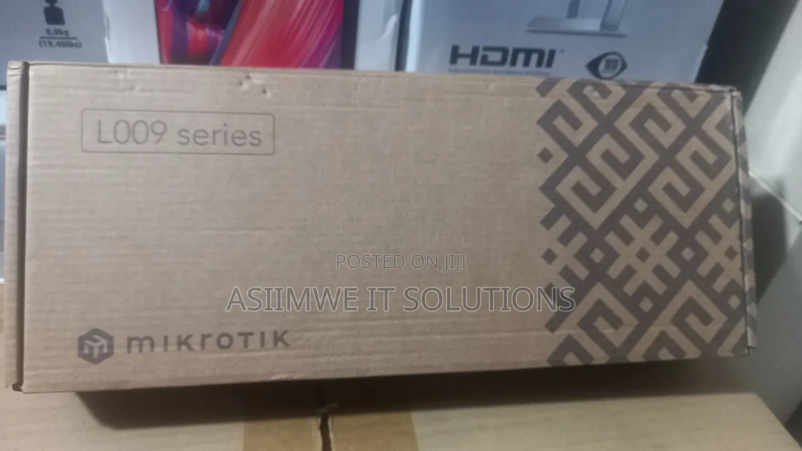 Microtik L009 Router