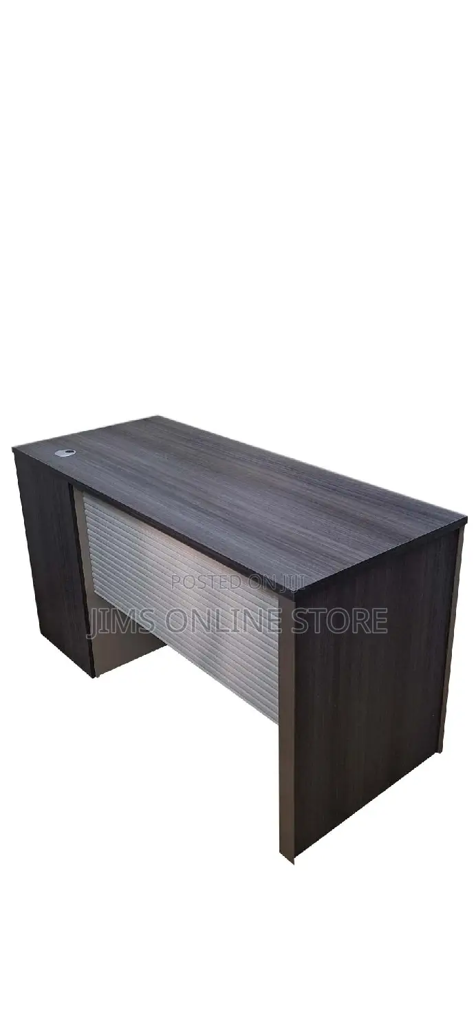 Imported Anti Scratch Office Desk 120cm