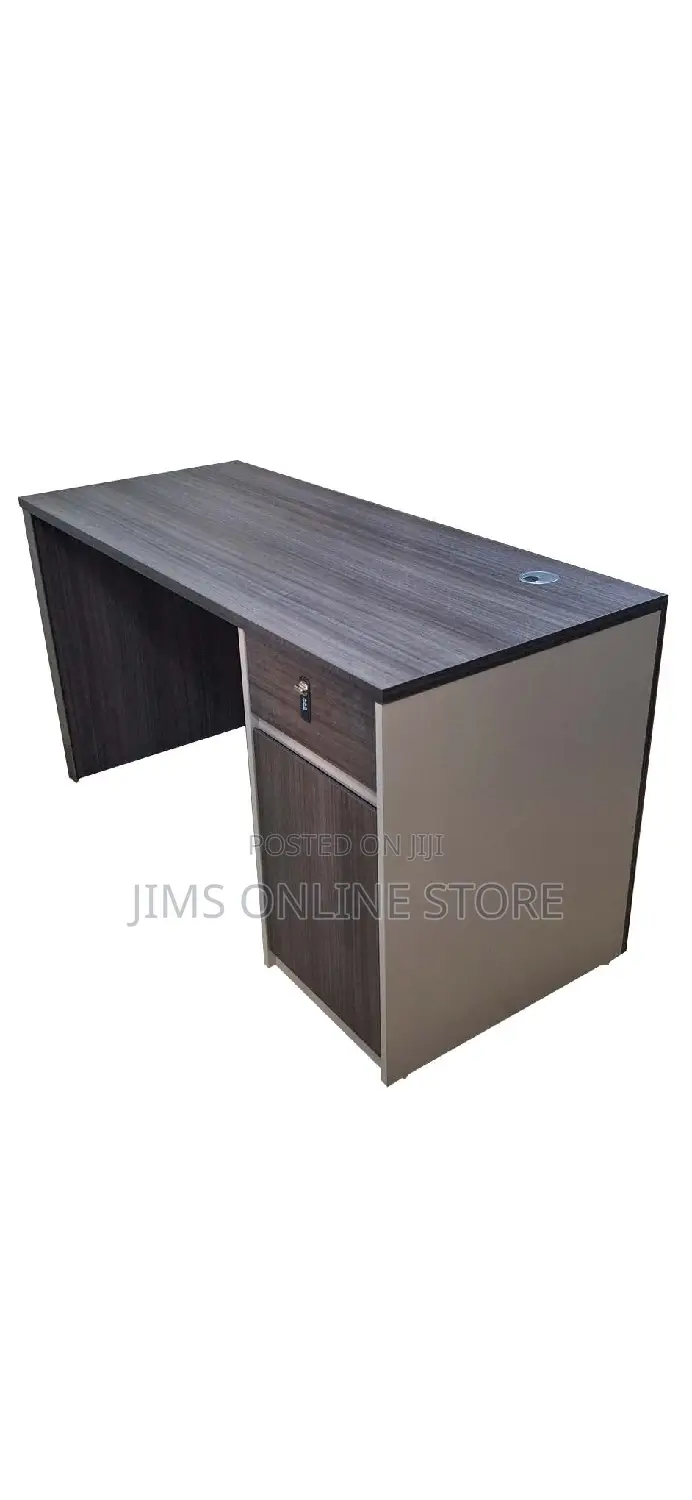 Imported Anti Scratch Office Desk 120cm