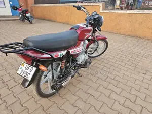 Bajaj Boxer 2023 Red