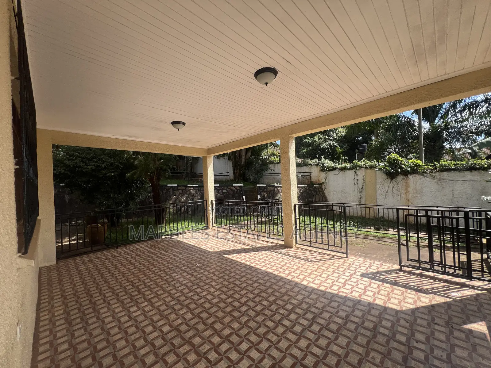 5bdrm Duplex in Naguru, Central Division for rent