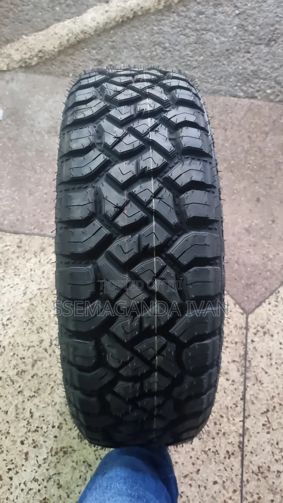 225/65r17 Army Strength
