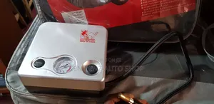 All Car Air Compressor Tyre/ Tire Inflators