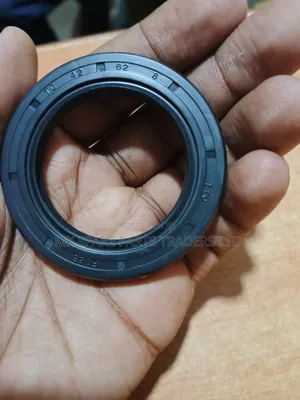 Oil Seals, Hydraulic Seals, Pneumatic Seals Etc