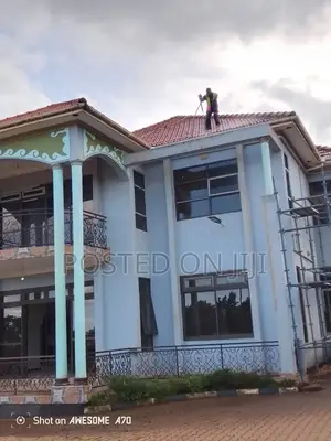 Exterior House Cleaning Services.