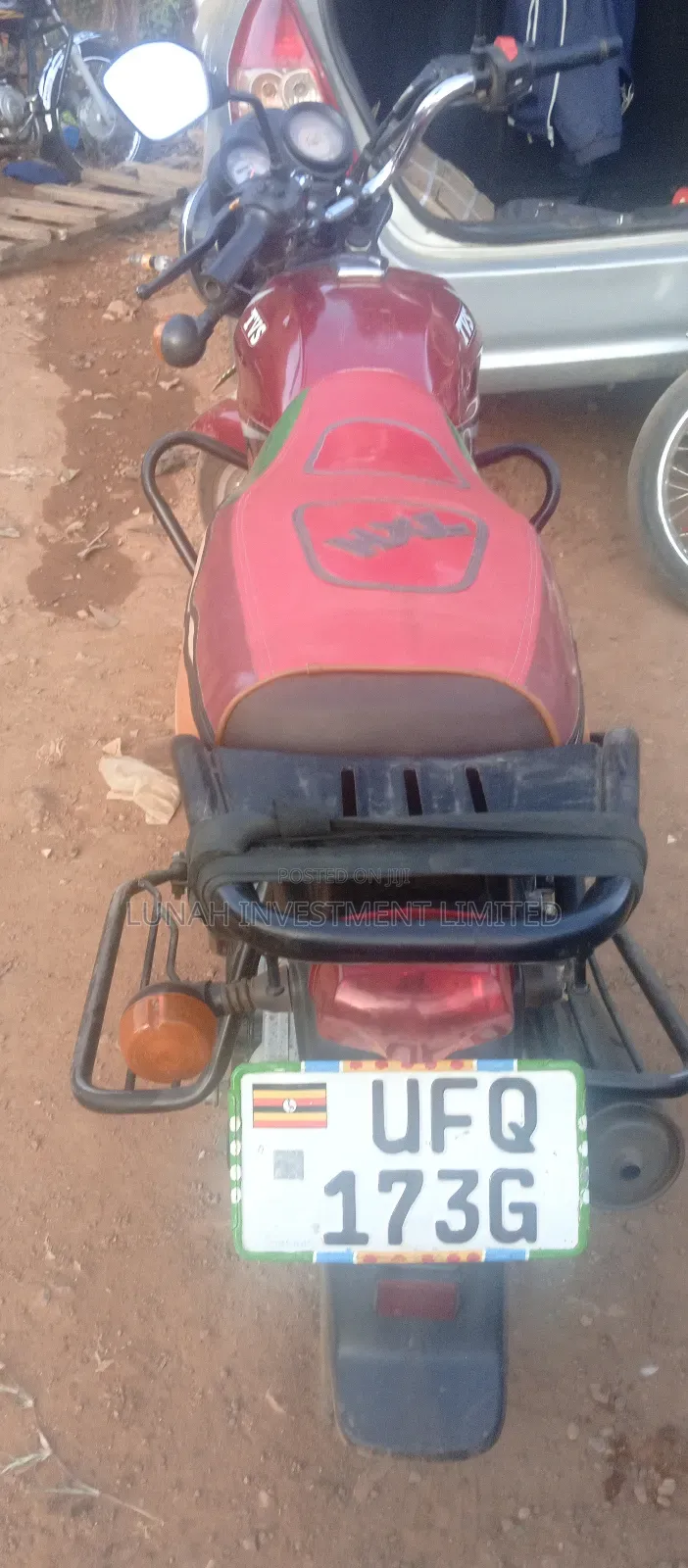 TVS HLX 125 2023 Red