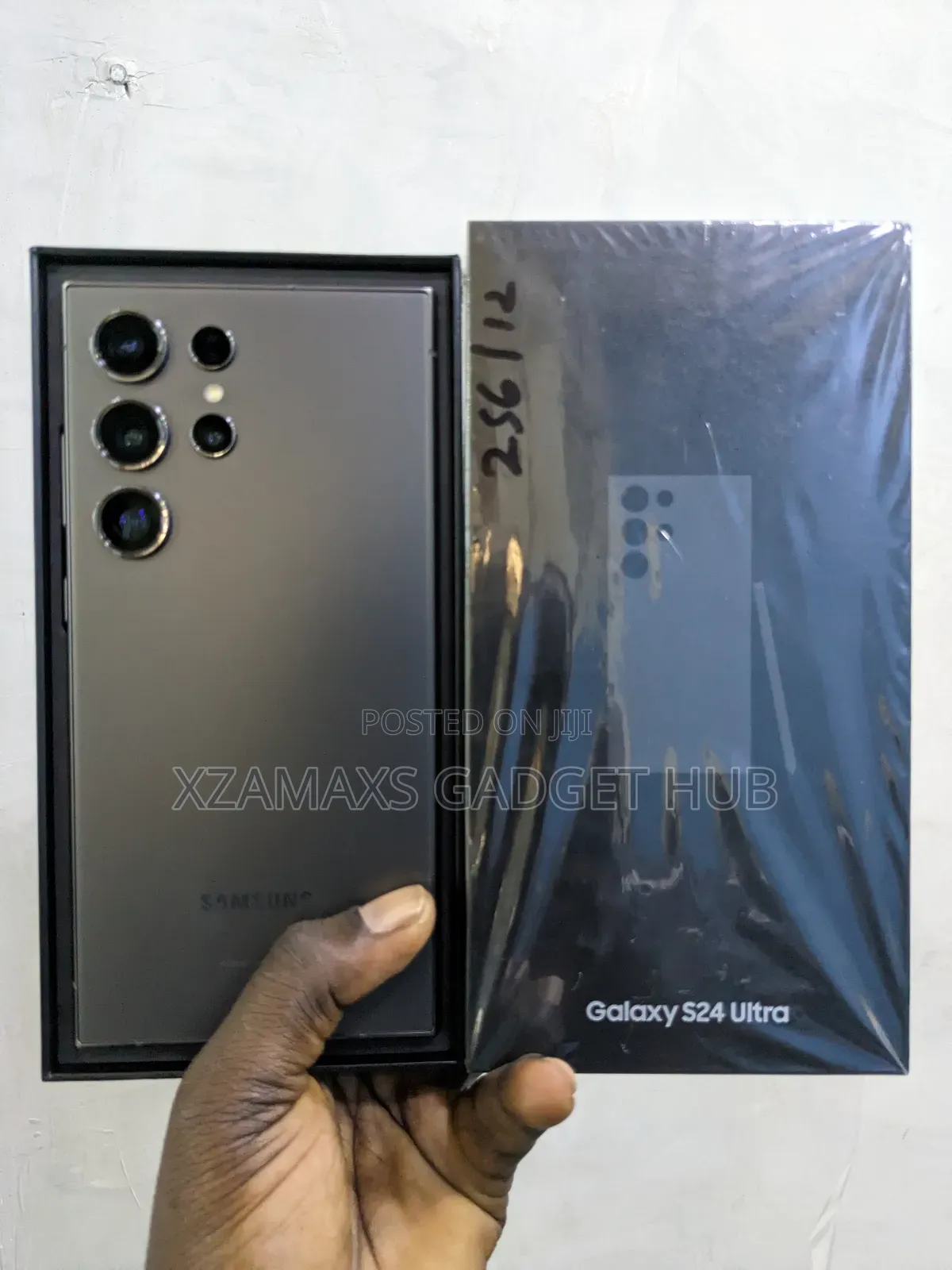 New Samsung Galaxy S24 Ultra 256 GB Black