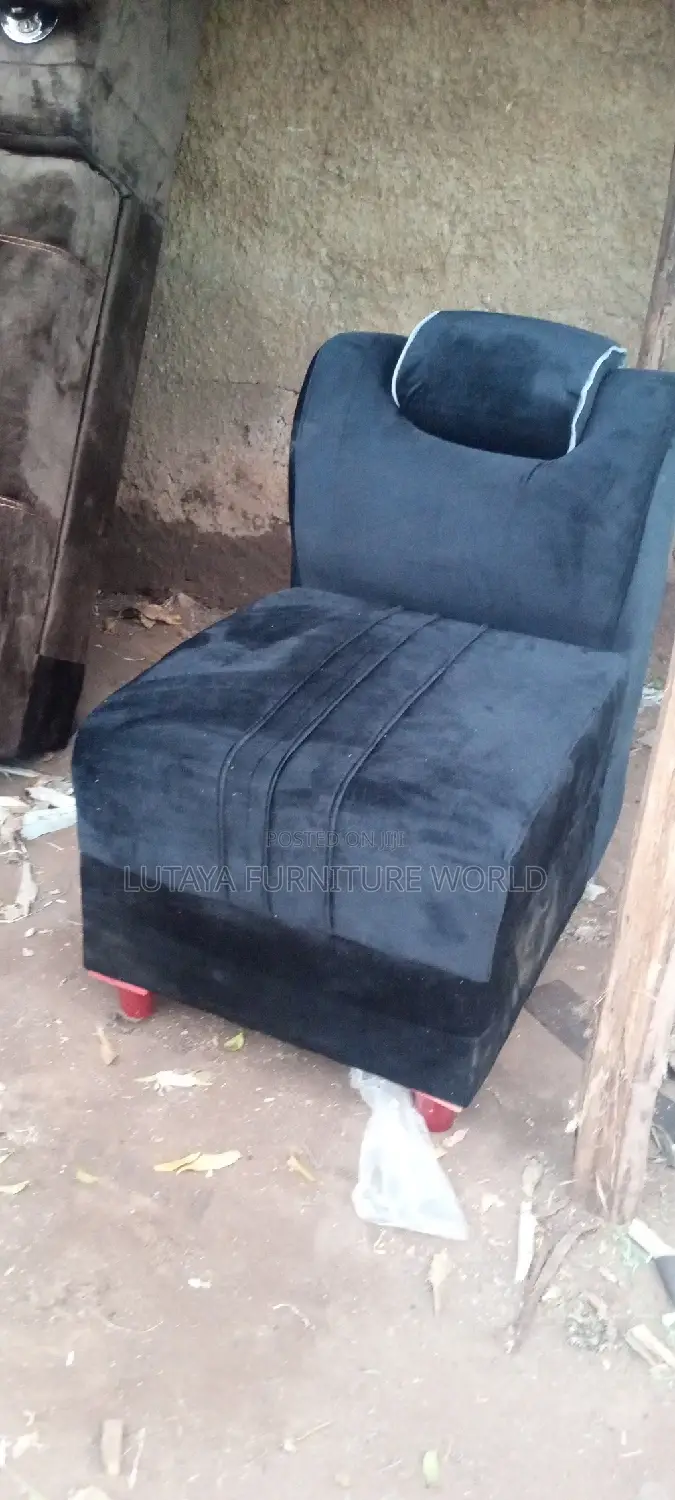 Sofas for Sale in Good Materials