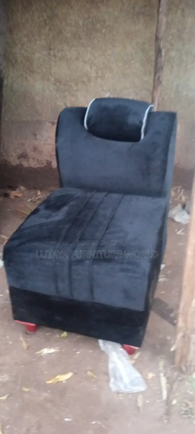 Sofas for Sale in Good Materials