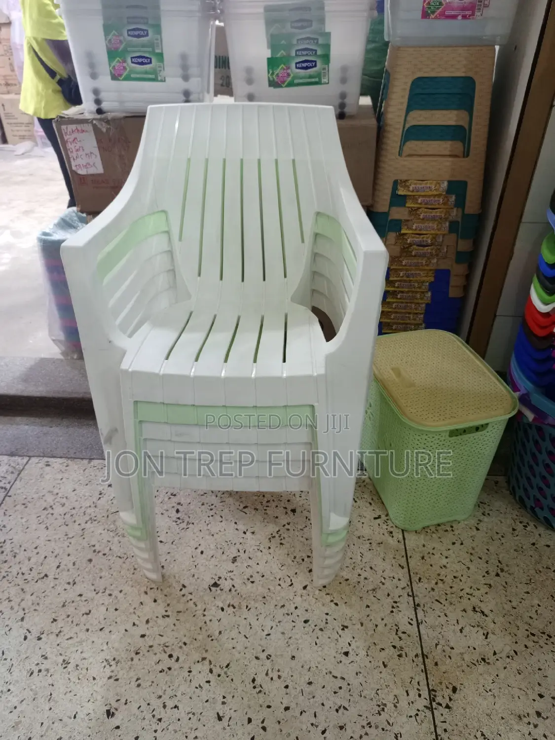 Plastic Restaurant Chair