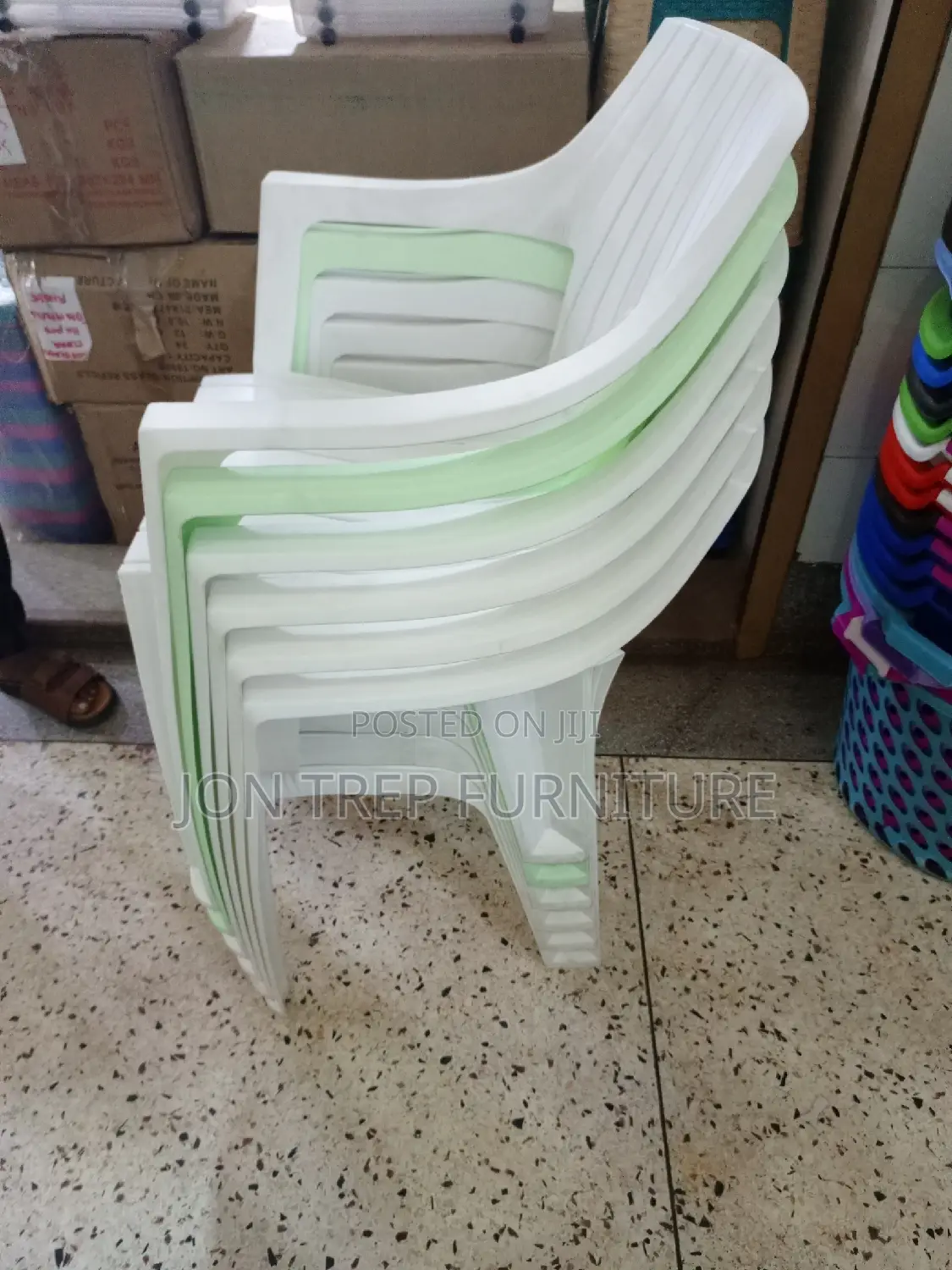Plastic Restaurant Chair