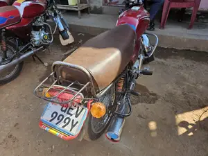 Bajaj Boxer 2019 Red