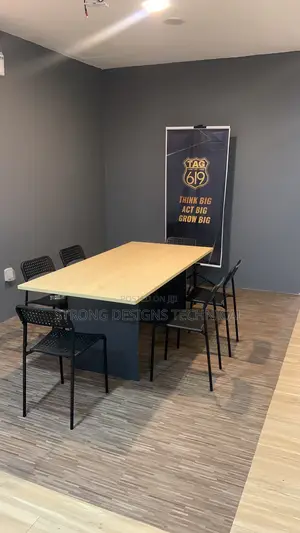 6ft Conference/ Boardroom/ Meeting Table. 6 Seater