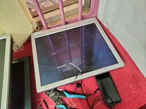 17 Inch Monitor