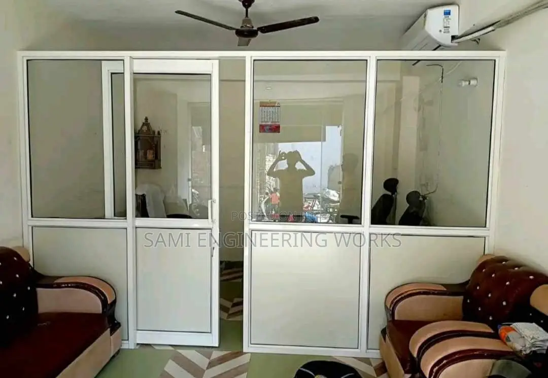 Office Partitioning With a Sliding Door