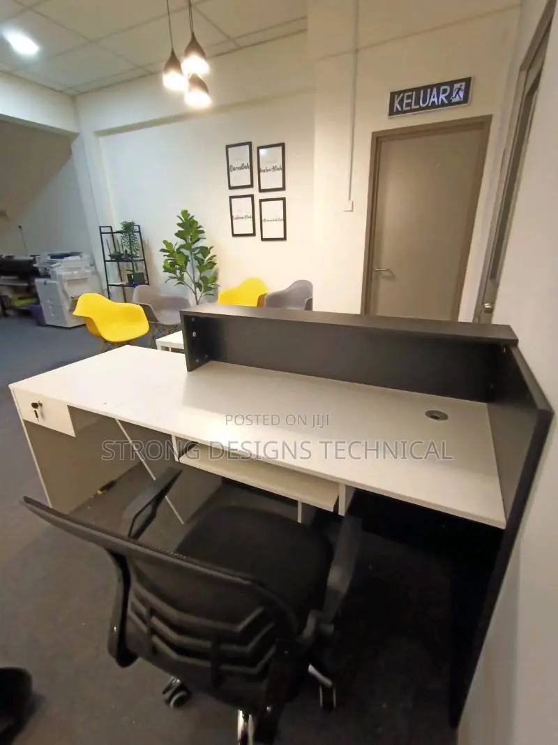 160cm Reception / Cashier Counter Table.
