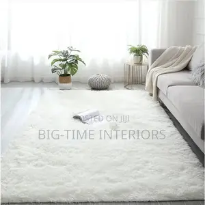 Fluffy Center Carpet Off-white 1.5*2 Meters