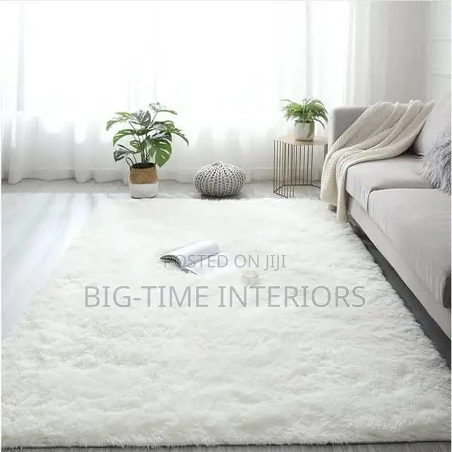 Fluffy Center Carpet Off-white 1.5*2 Meters