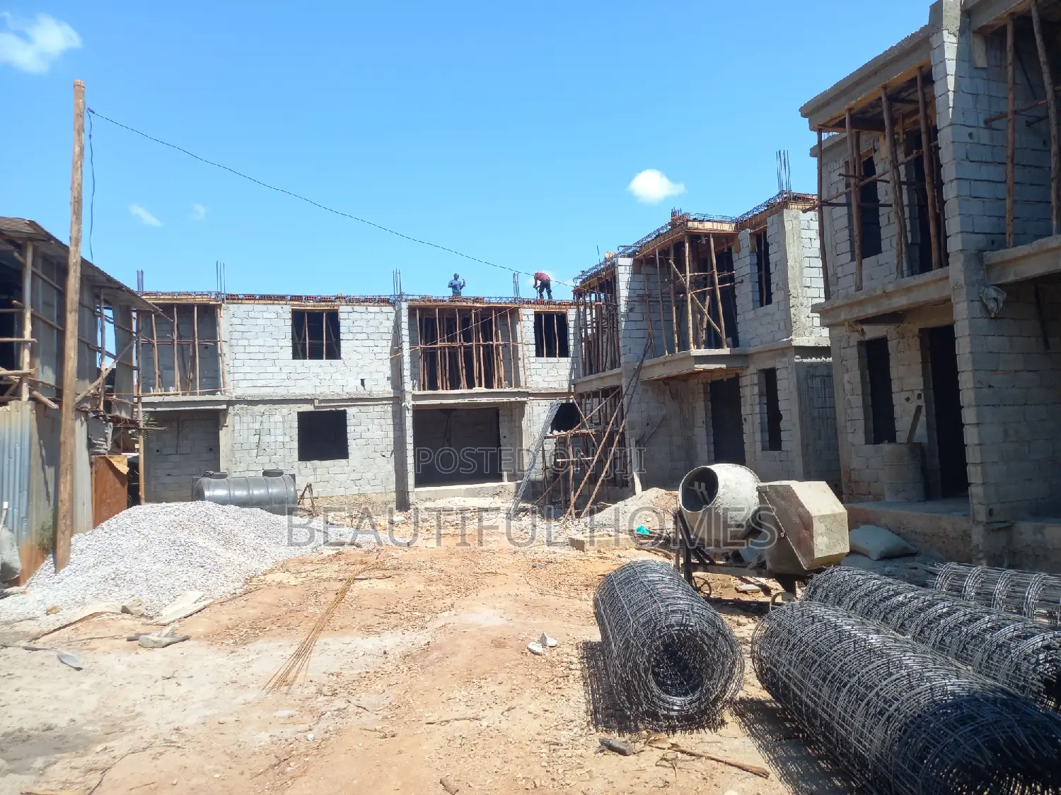 Furnished 4bdrm Condo in Kyaliwajjara, Central Division for sale