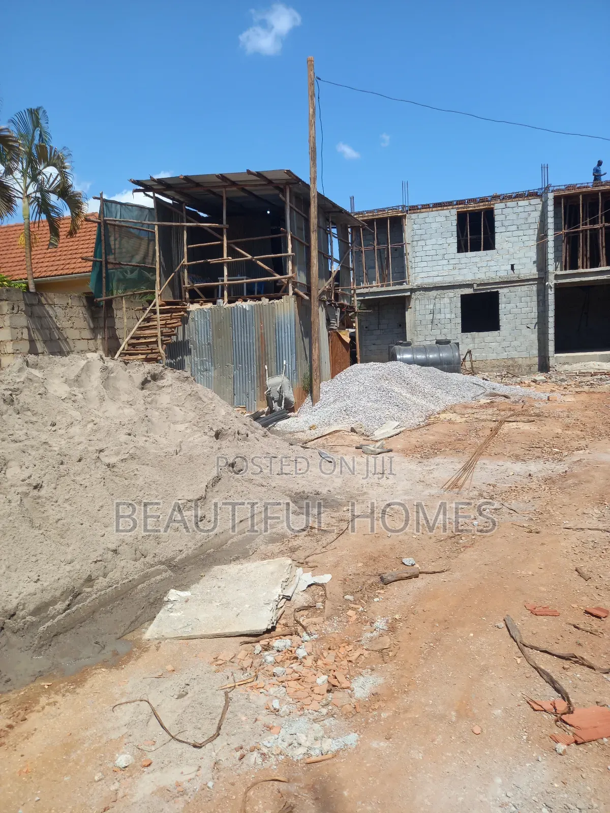 Furnished 4bdrm Condo in Kyaliwajjara, Central Division for sale