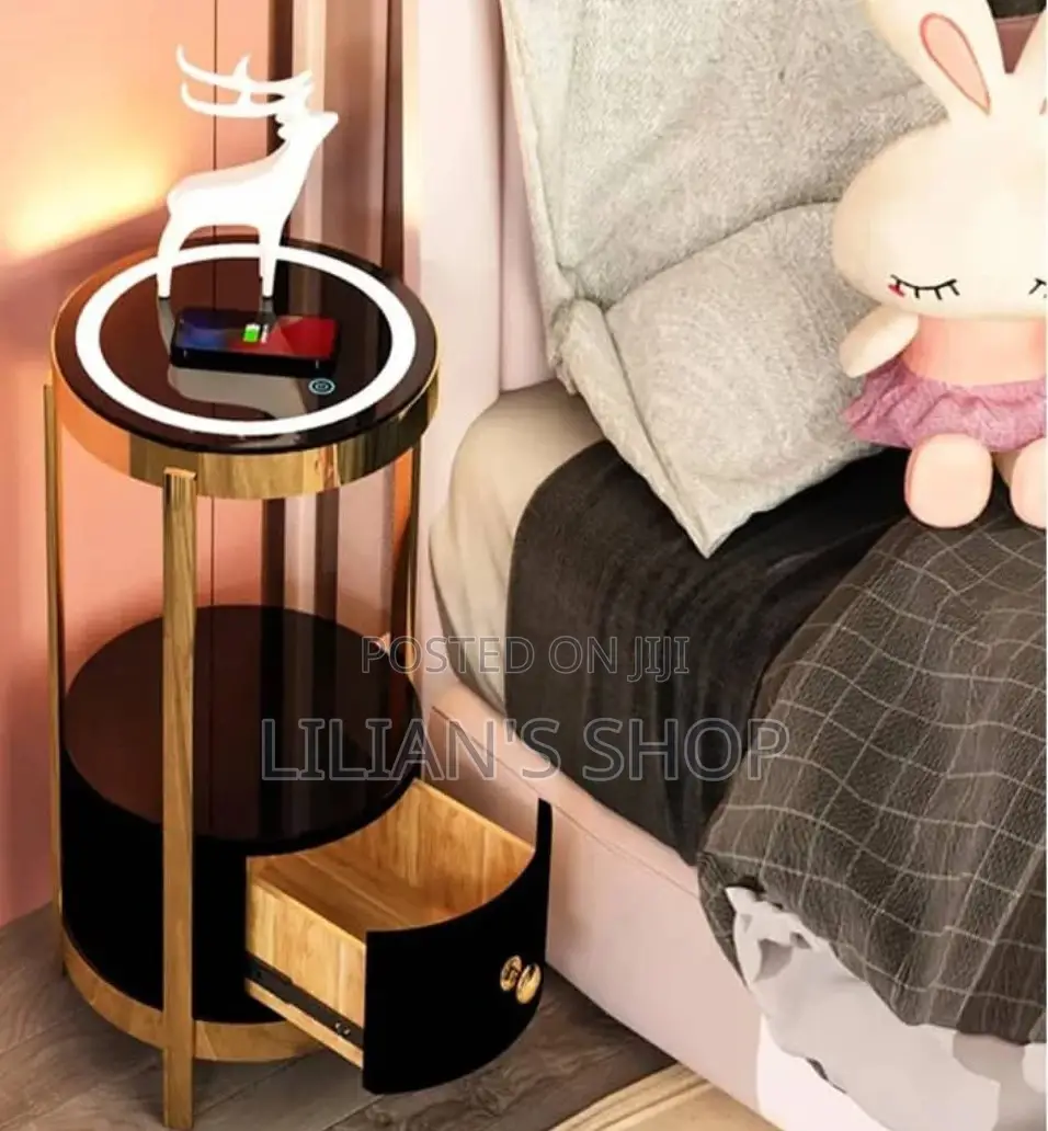 End Table LED Floor Lamp With Wireless Charging Station