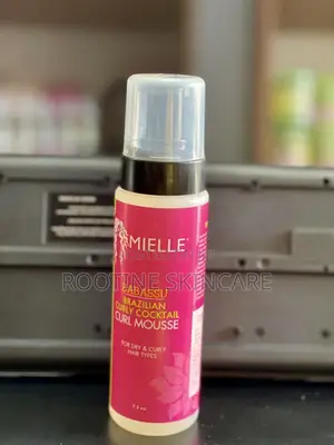 Mielle Babassu Brazilian Curly Cocktail Curl Mousse