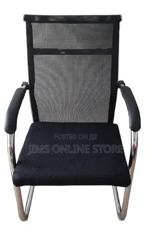 Simple Vistors Chair Mesh Short Back