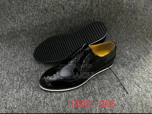 New Classic Oxfords Shinny in Stock