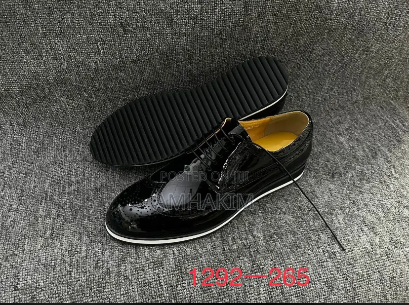 New Classic Oxfords Shinny in Stock