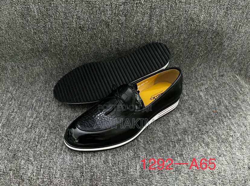 New Classic Clarks Oxfords in Stock