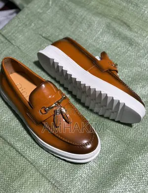 New Classic Designer Sneakers in Stock