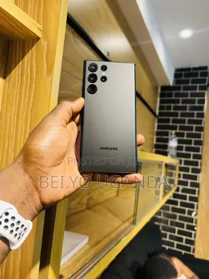 Samsung Galaxy S22 Ultra 5G 128 GB Black