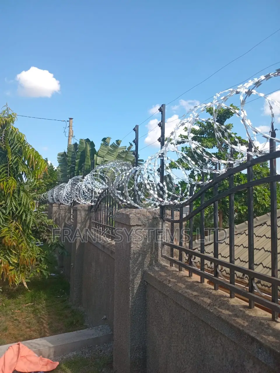 Electric Fence System Installation 6LINES High
