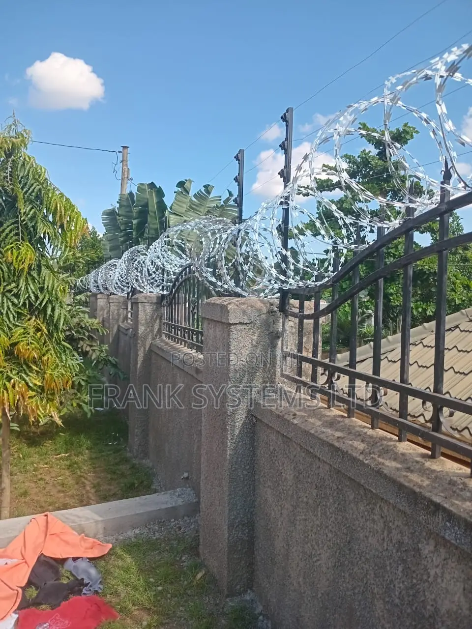 Electric Fence System Installation 6LINES High