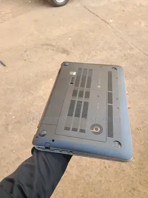Laptop HP Envy 17t 8GB Intel Core I5 HDD+SSD 500GB