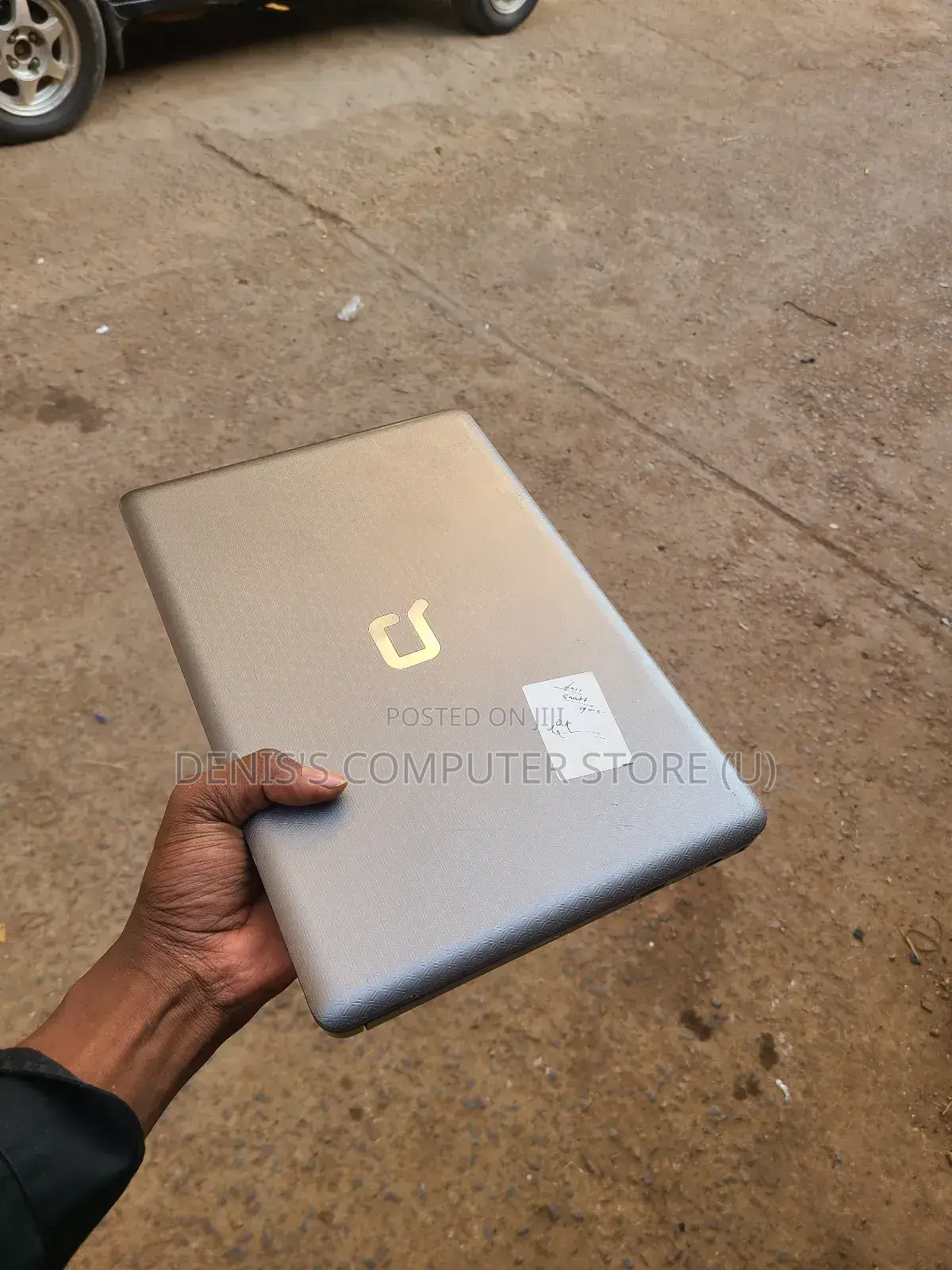 Laptop HP Compaq Presario V5000 4GB Intel Core I3 HDD+SSD 350GB