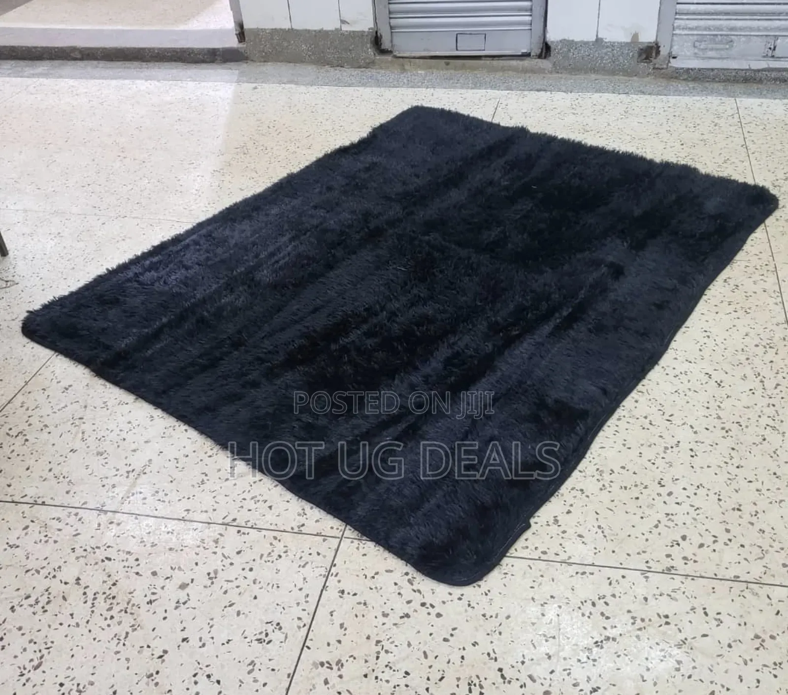 Fluffy Woolen Carpet/ Area Rug 1.5m By 2m- Black