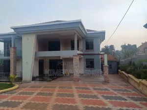 4bdrm House in Akright Bwebajja, Ssisa for sale