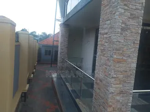 4bdrm House in Akright Bwebajja, Ssisa for sale