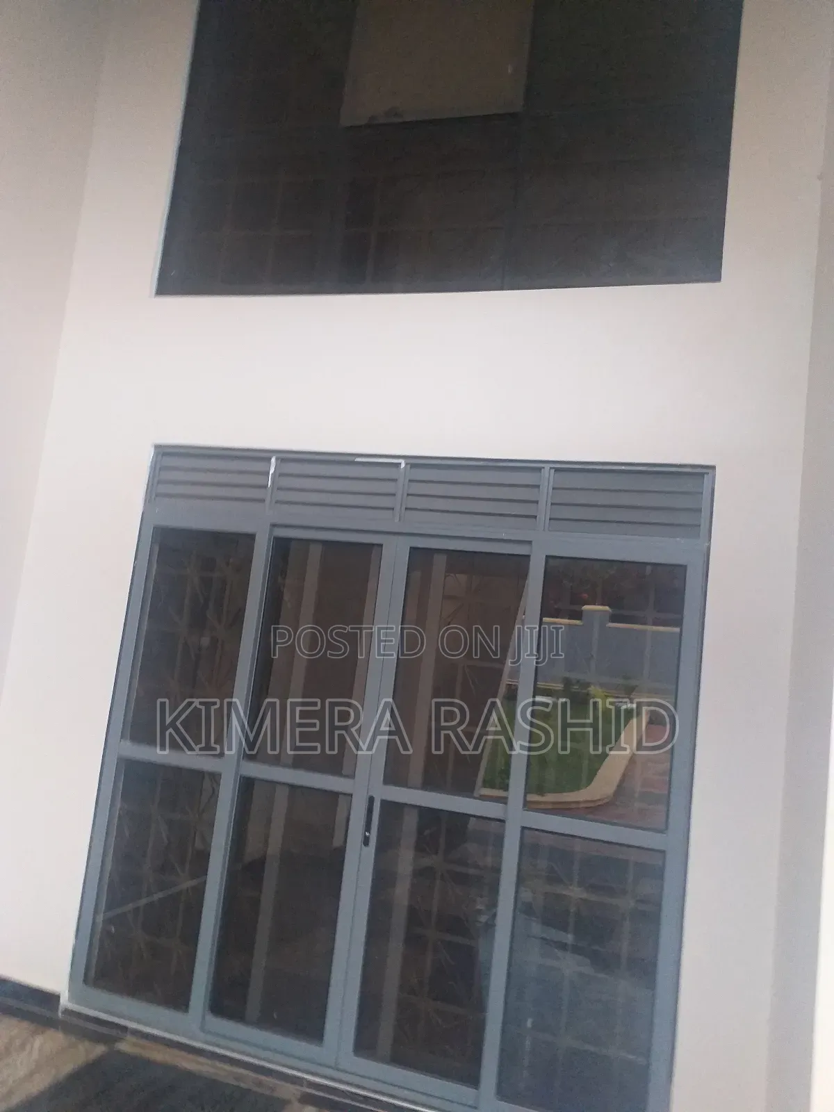4bdrm House in Akright Bwebajja, Ssisa for sale