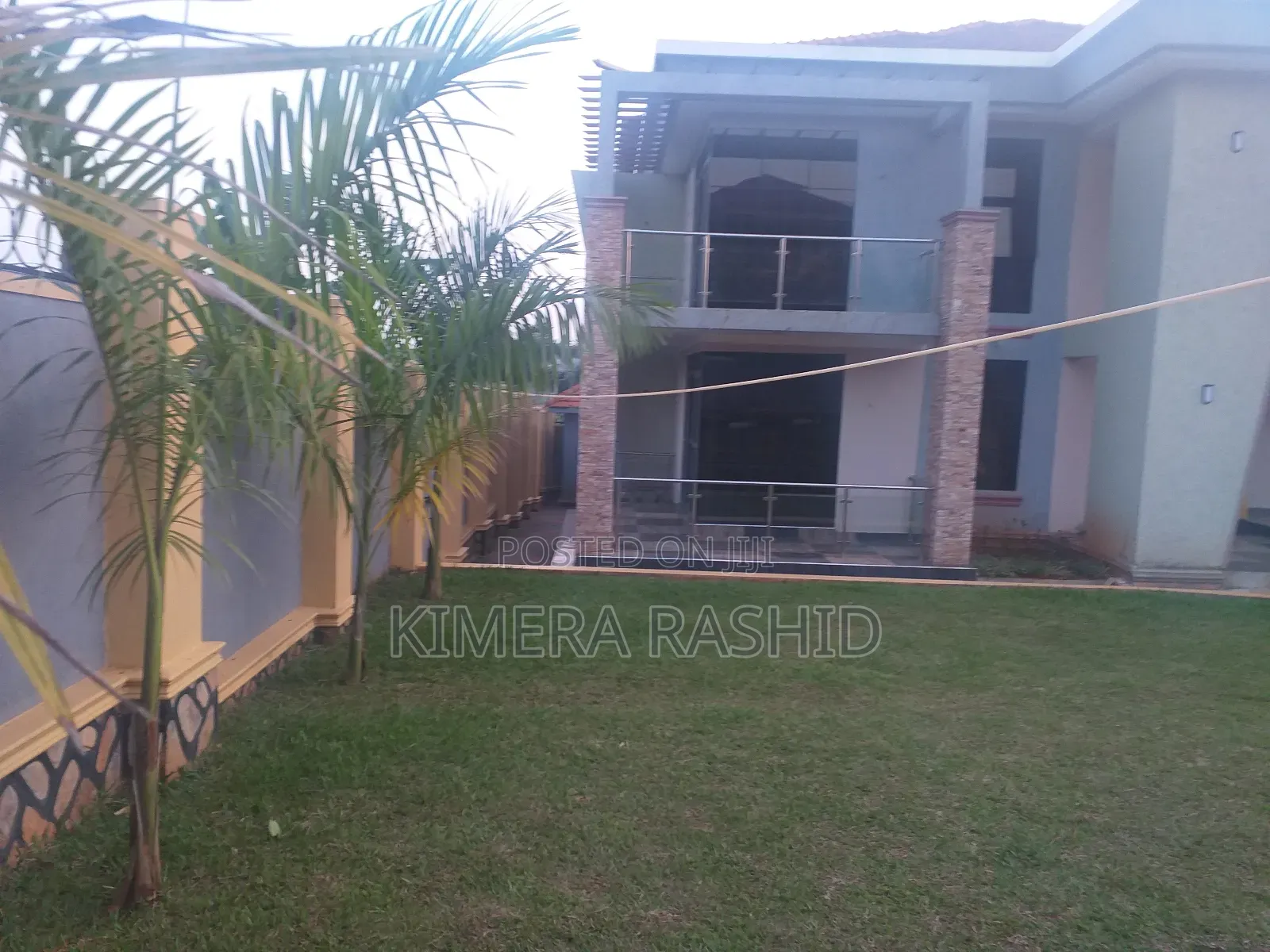 4bdrm House in Akright Bwebajja, Ssisa for sale