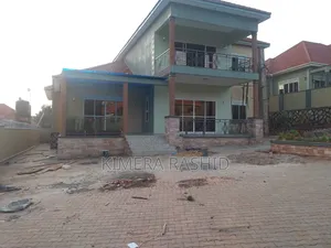 5bdrm House in Akright Bwebajja, Ssisa for sale