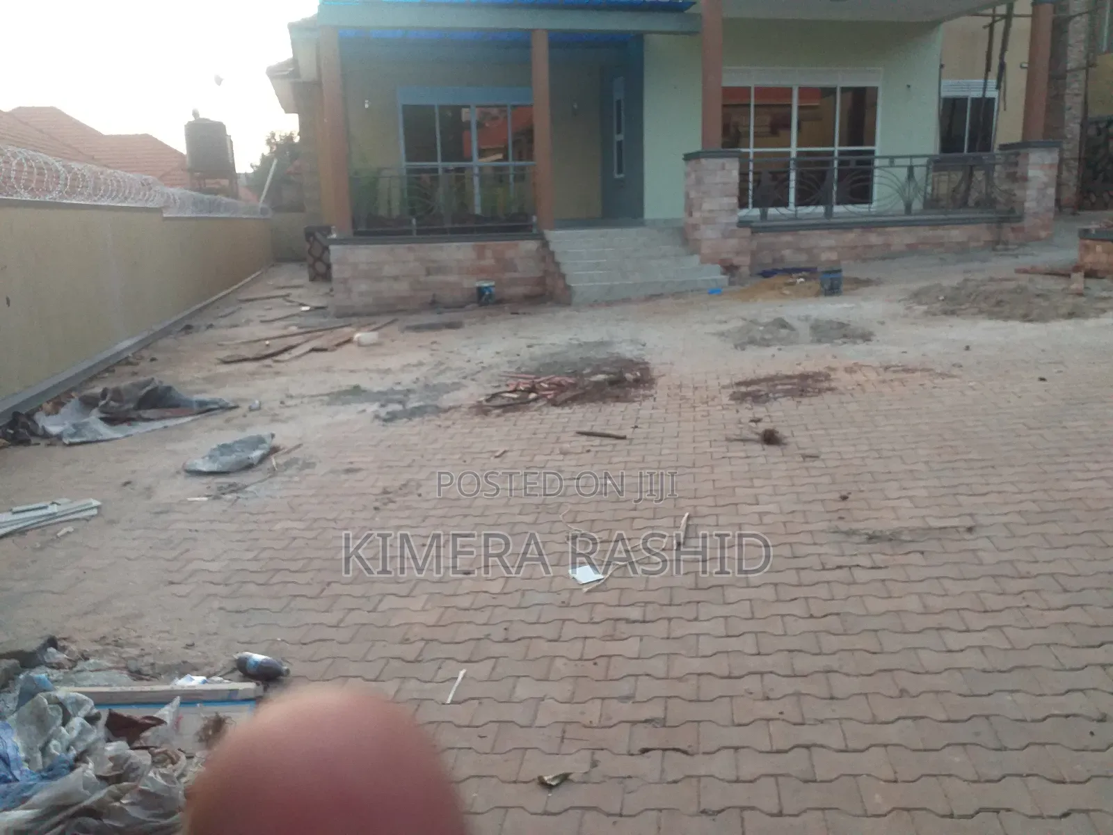 5bdrm House in Akright Bwebajja, Ssisa for sale