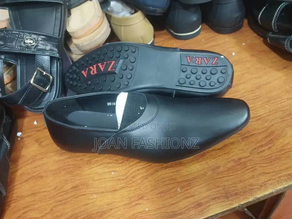 Original Zara Classic Loafers-Black