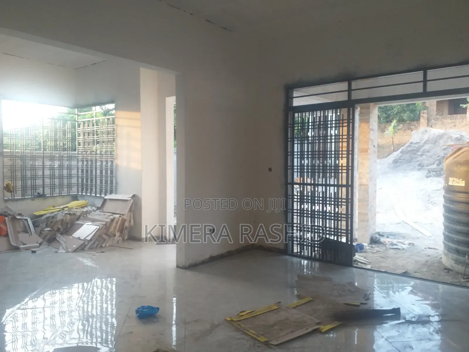 4bdrm House in Akright Bwebajja, Ssisa for sale