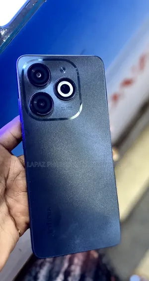 Infinix Smart 8 64 GB Black